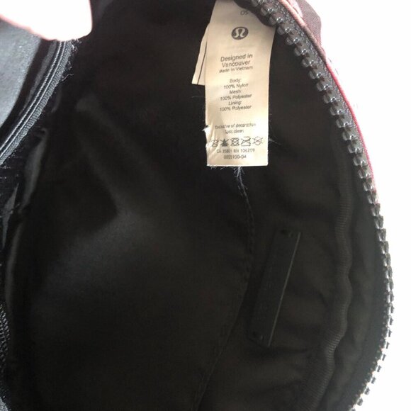 Lululemon Take it on the Belt Heritage 365 Camo Guava Pink Multi Hawaiian Blue - Picture 9 of 9